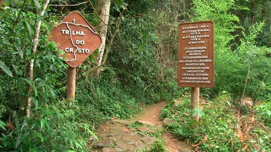 trilhaR
